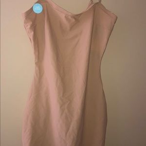 Contouring slip shapewear